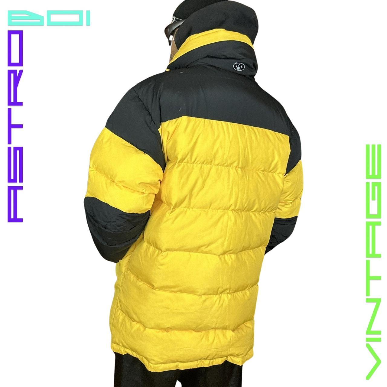 BEAR MOUNTAIN YELLOW PUFFER JACKET _ XL