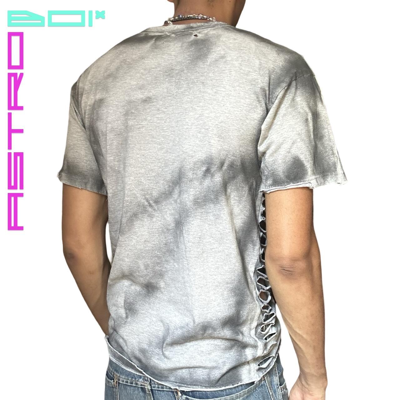 ASTROBOI* GRAY HOLES AIRBRUSHED T-SHIRT_ LARGE