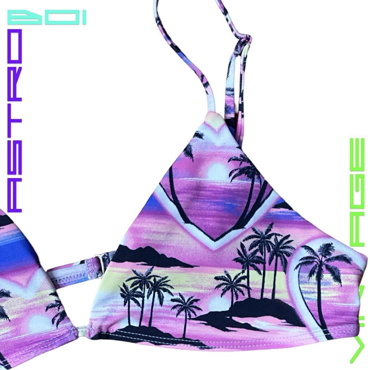 Frankies Bikinis Pink Y2K Hawaiian Sunset Bikini Top - flat front 