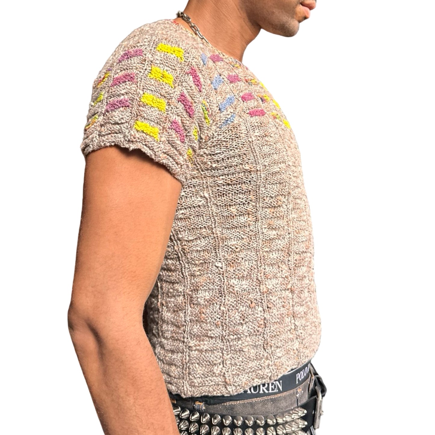 Vintage tan hand-knit speckled multicolored sweater with geometric stitching and wavy hemline, medium size. Right 