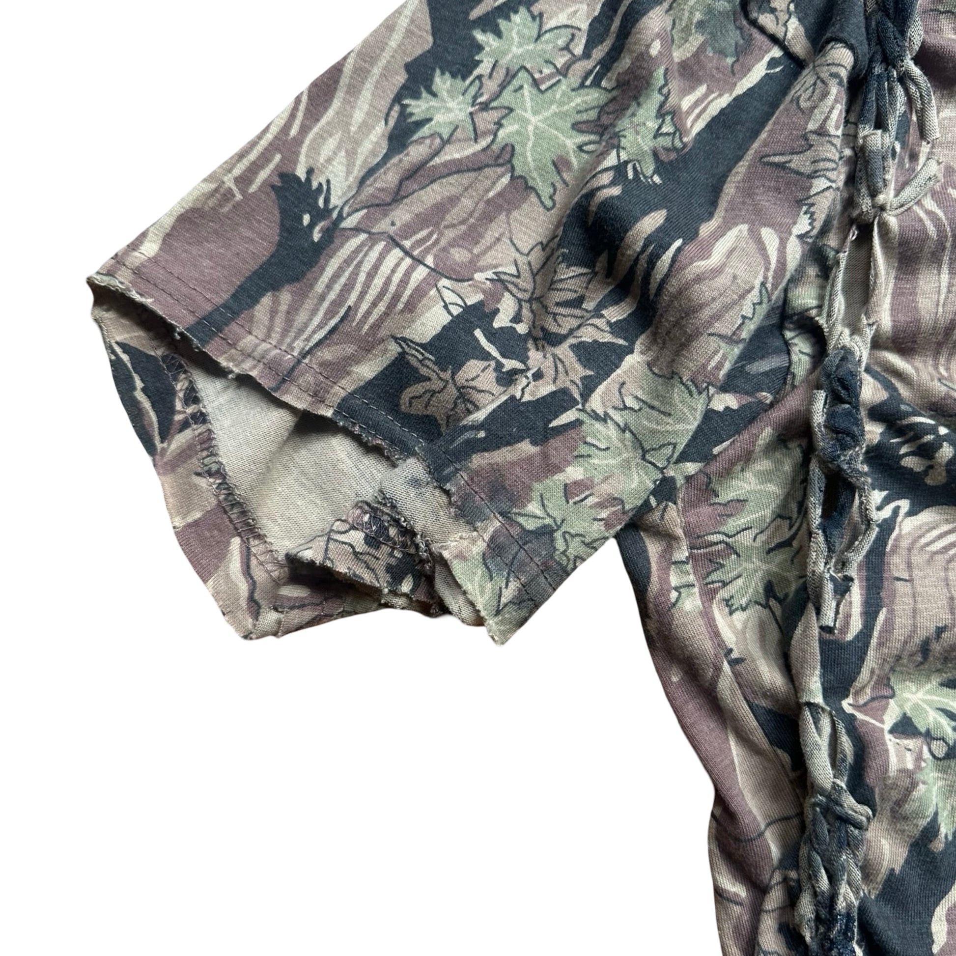 ASTROBOI* Tan Real Tree Camo Braided Twist T-Shirt – flat  sleeve